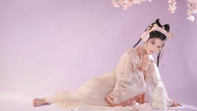 经典焕发新彩  青春续写荣光